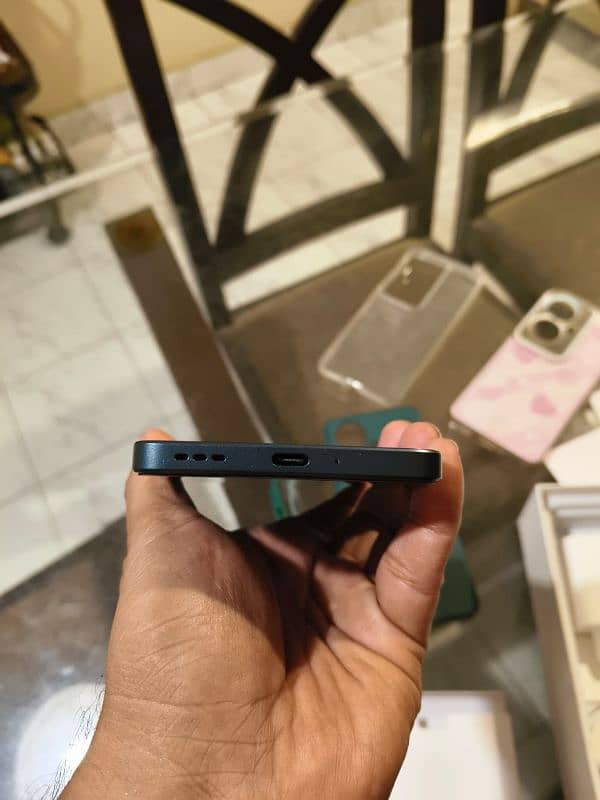Oppo Reno 11 F 5G 1