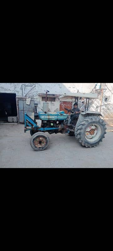 model ford 1984.  contact 03049612613 2