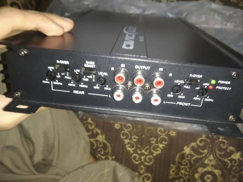 CIVIC AUDIO 2000watts 4 channel power full Amplifier CA-4010 model 3