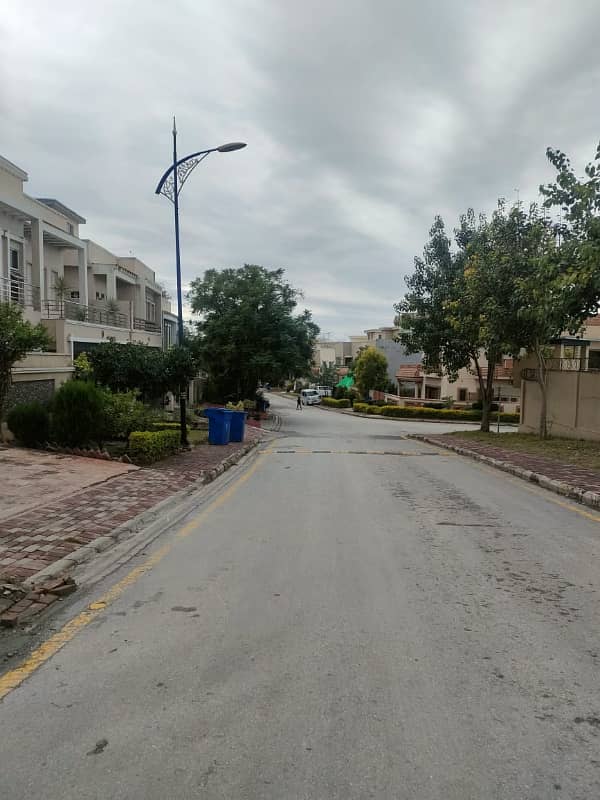 10 Marla Residential Possession Plot for Sale Prime Location | Ready to Build 2