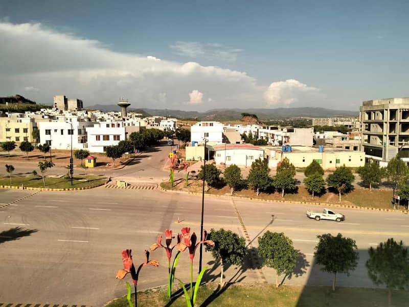 10 Marla Residential Possession Plot for Sale Prime Location | Ready to Build 12