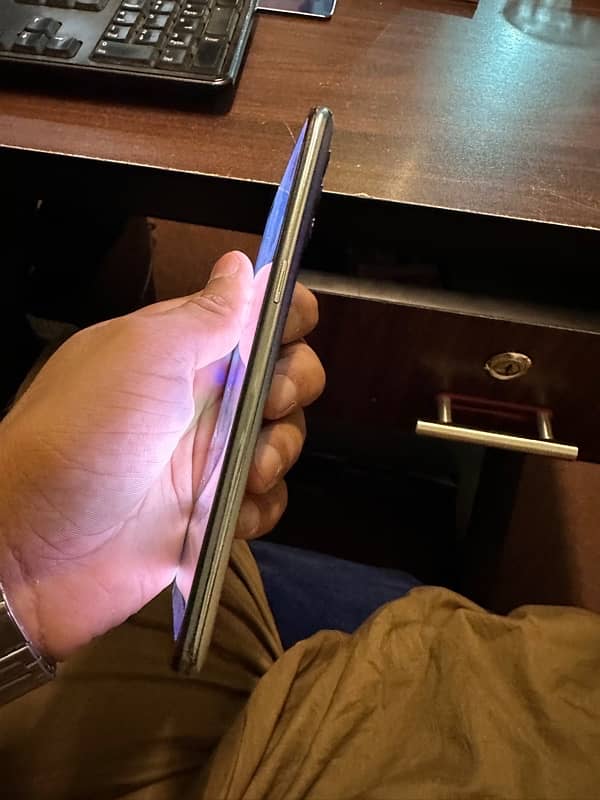 Oppo Reno 4 2