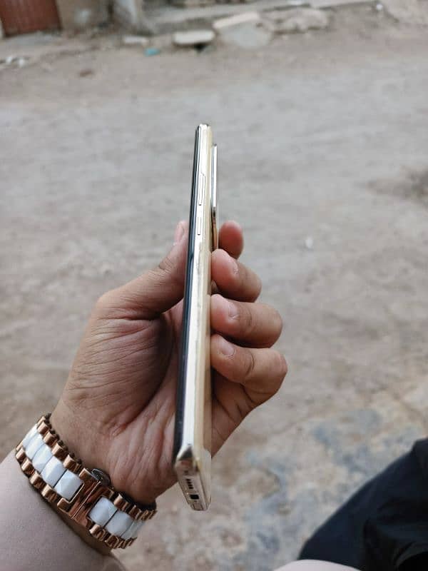 infinix Zero 30 Ram 12/256 10/10 5