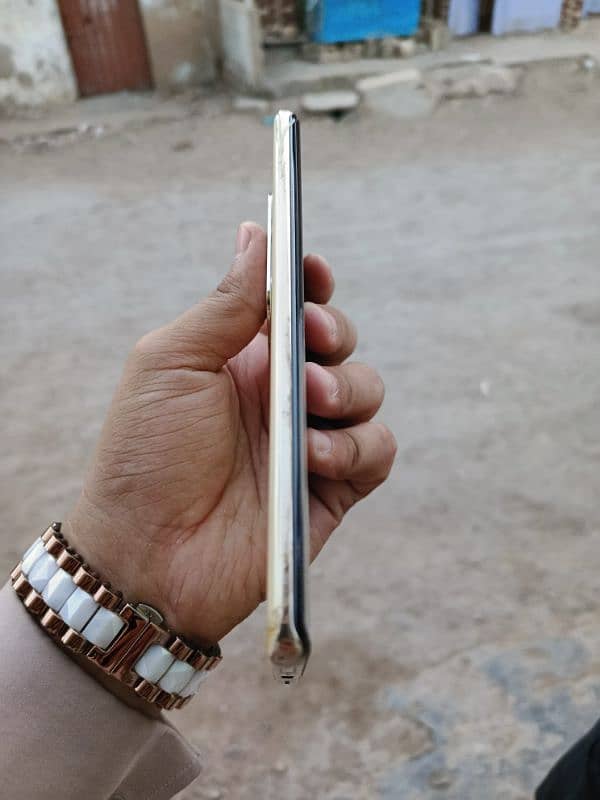 infinix Zero 30 Ram 12/256 10/10 6