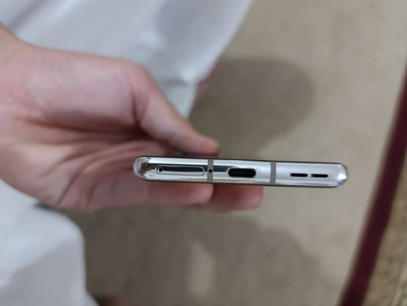 One plus 8 | 8/128 5