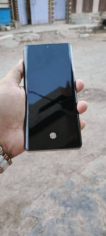 Infinix Zero 30 Ram 8+5 13/256 1