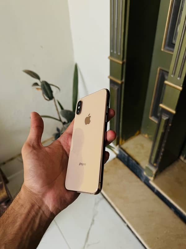 iphone XS(PTA-approved) 2