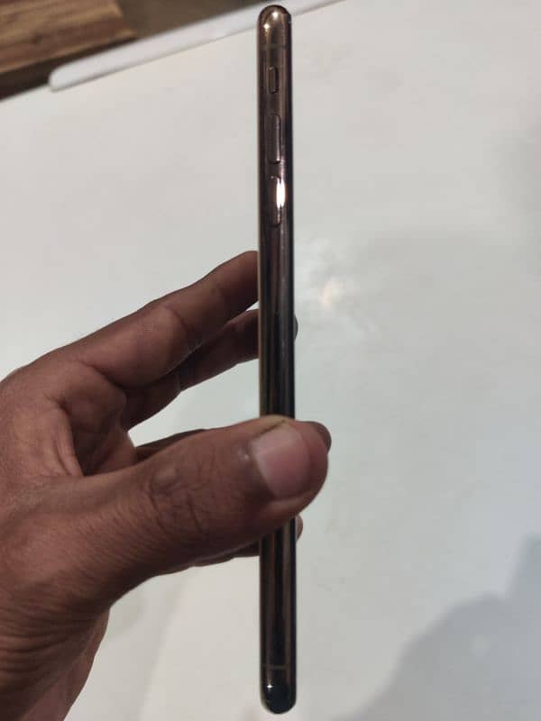 Iphone XS MAX|| 64 GB PTA APPROVED DUAL SIM 2