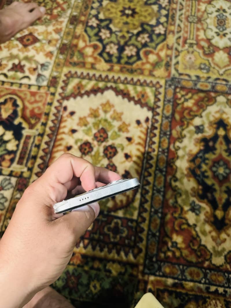 Techno KL4 2