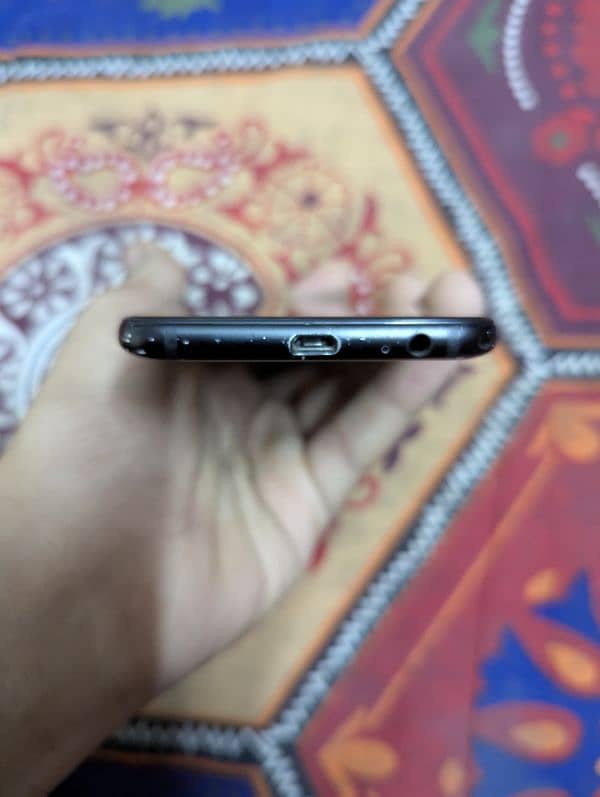Samsung A6  3/32 gb 2