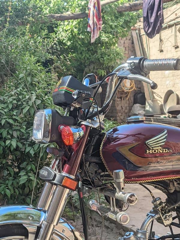 Honda 70 Modified with Original Engine 0