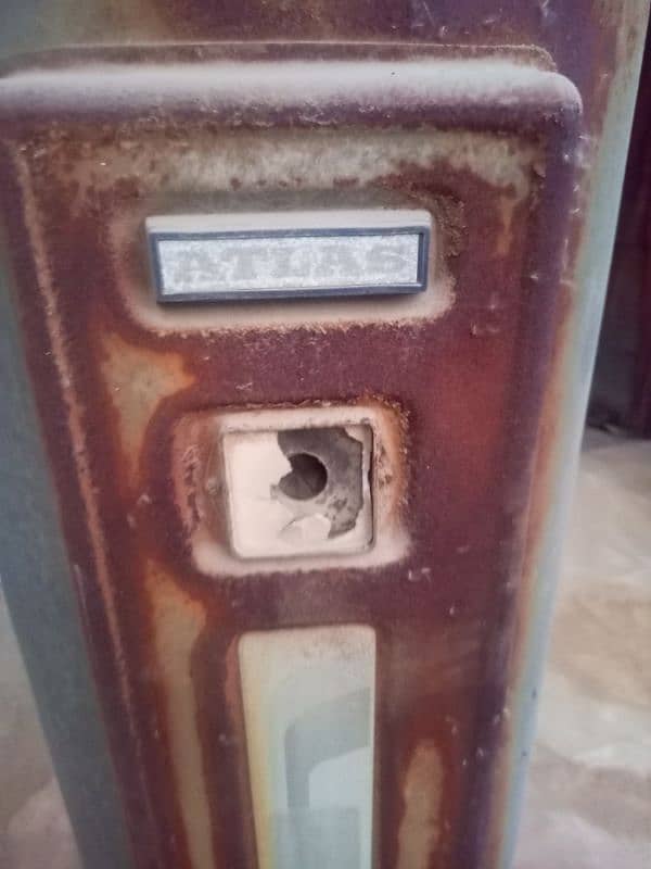 Atlas old geyser , normal condition , with new thermostat 0