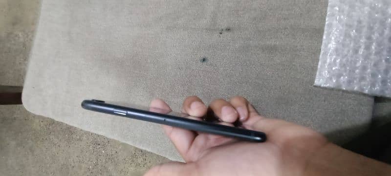 iphone SE 3RD Generation Jv 8