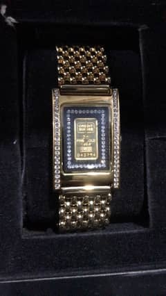 yve’s camani Gold