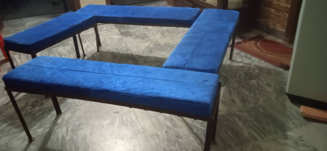 Complete seats set of Suzuki Bolan. 0