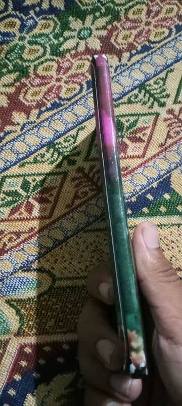QMobile i10 6