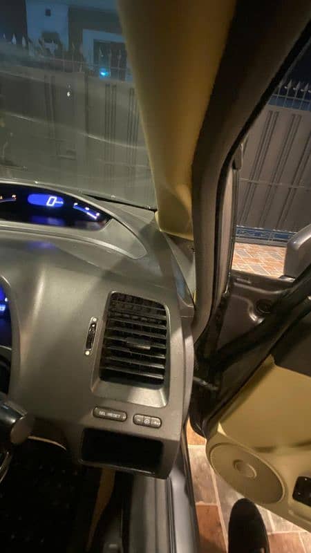 Honda Civic VTi Oriel Prosmatec 2011 16