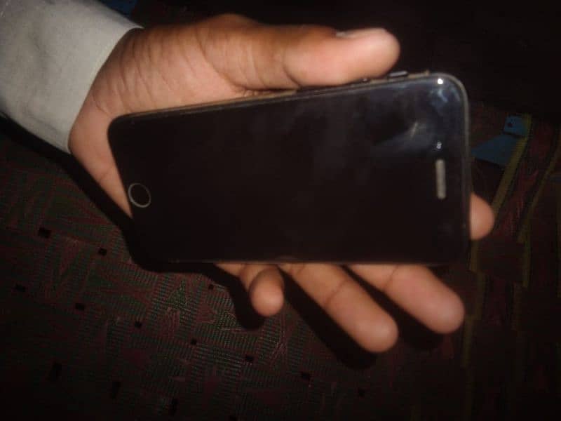 iPhone 7 Non Pta 0
