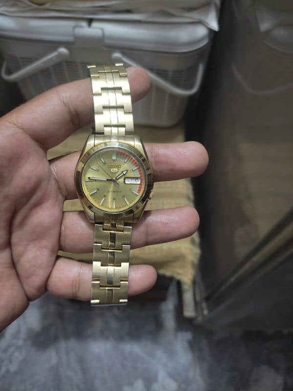 latest model original Seiko 5 21 jewels automatic like new Japan made 7