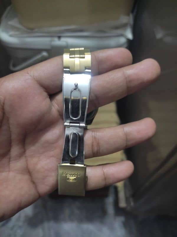 latest model original Seiko 5 21 jewels automatic like new Japan made 8