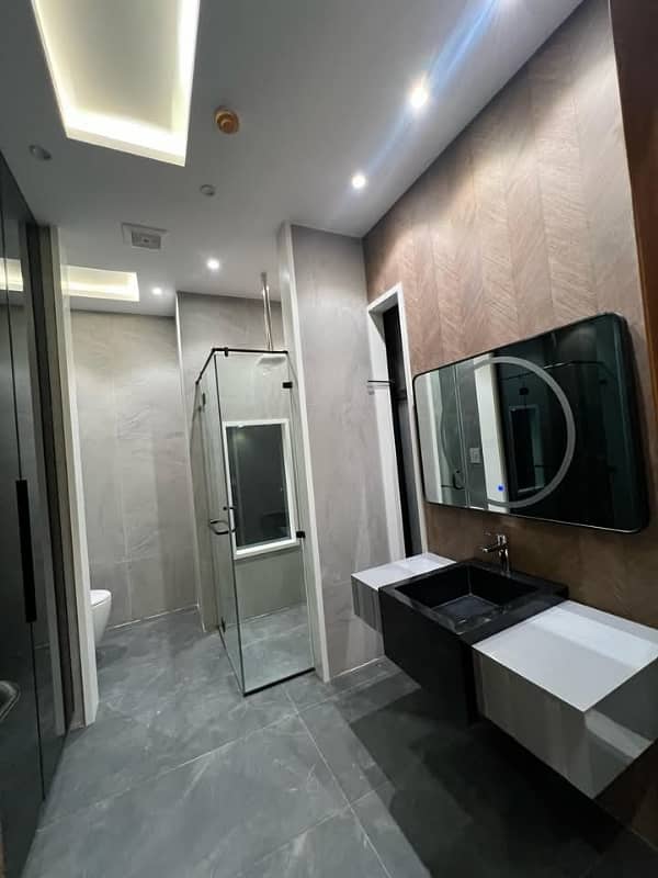 1 kinal upper portion for rent 7