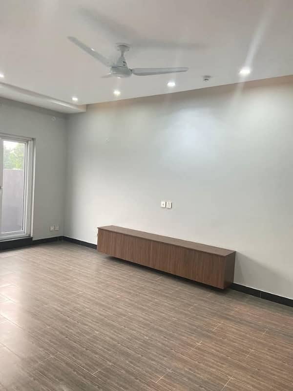 1 Kanal Upper Portion For Rent 0
