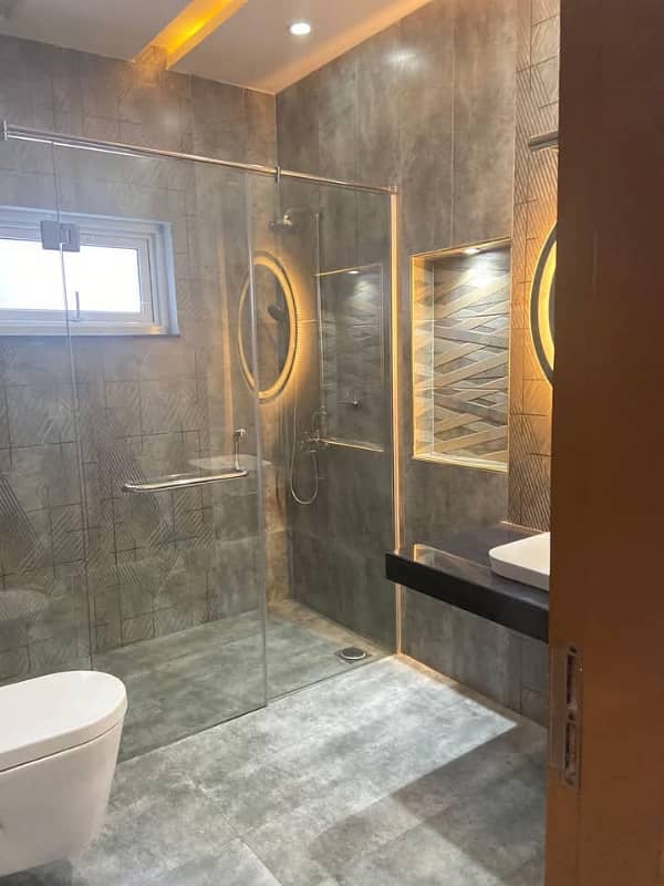 1 Kanal Upper Portion For Rent 13