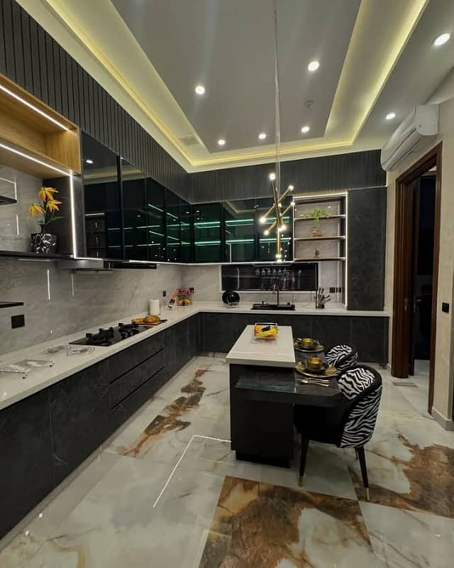 1 kinal upper portion for rent in nfc 9