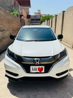 Honda Vezel Hybrid RS Honda Sensing 2017 Like Brand New