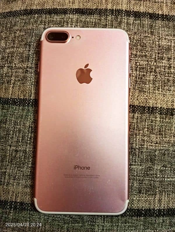 iPhone 7 plus 1