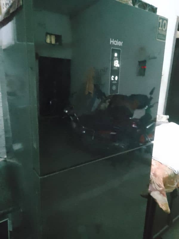 Haier Refrigerator Inverter Turbo with LED Display 3