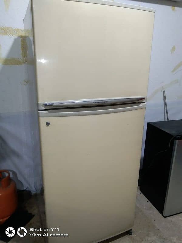Mitsubishi no fast fridge 1