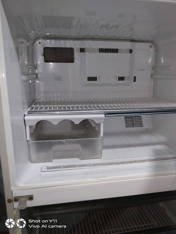 Mitsubishi no fast fridge 2