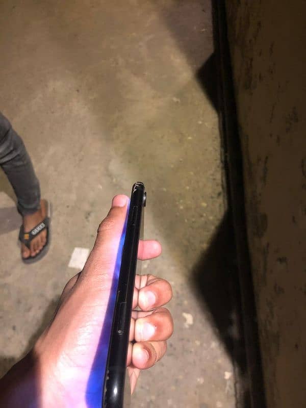 iphone XR Non PTA 128Gb 6
