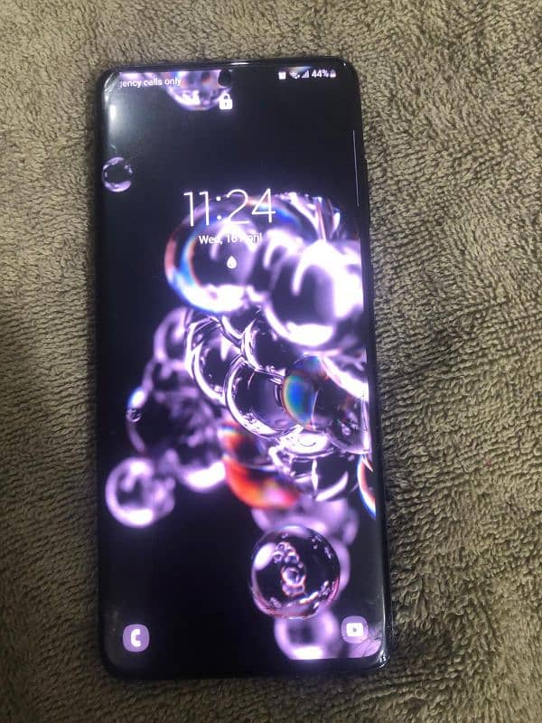 samsung s20 plus 5G /12,128 7
