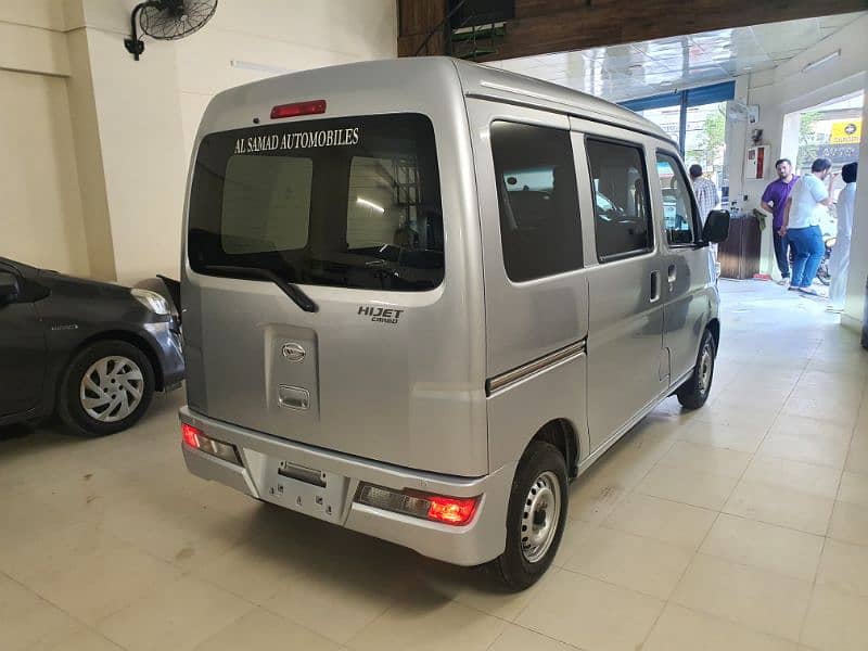 Daihatsu Hijet 2021 7