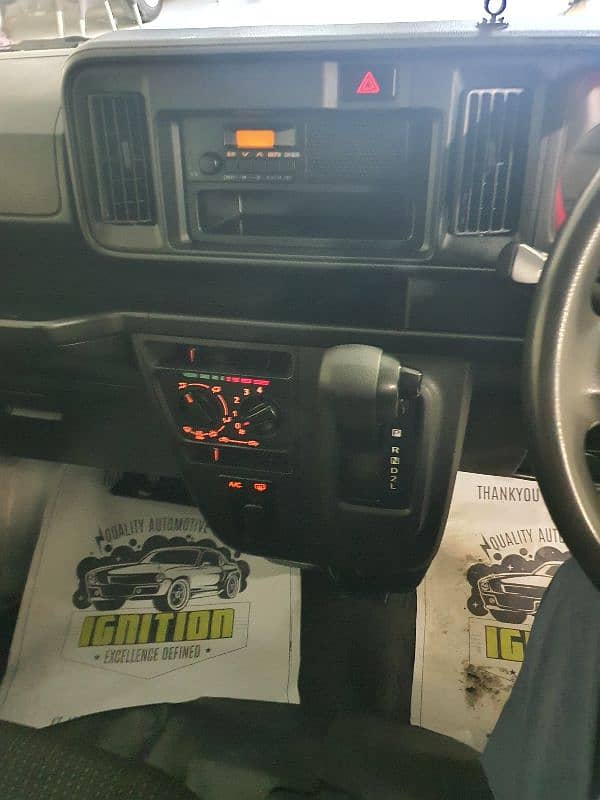 Daihatsu Hijet 2021 11