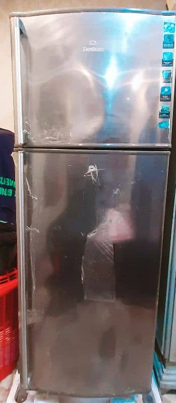 dawlance fridge full size 1