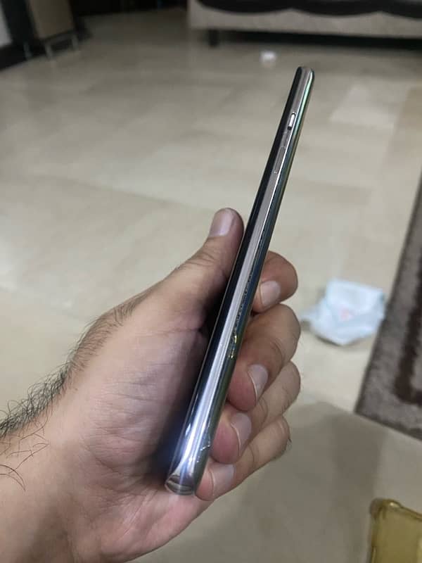 ONE PLUS 8 5G 3
