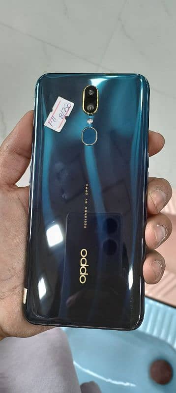 Oppo F11 8/256 1