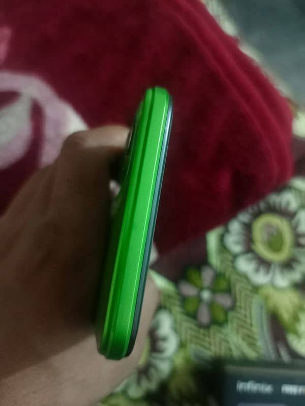 Infinix hot 12 with box 9
