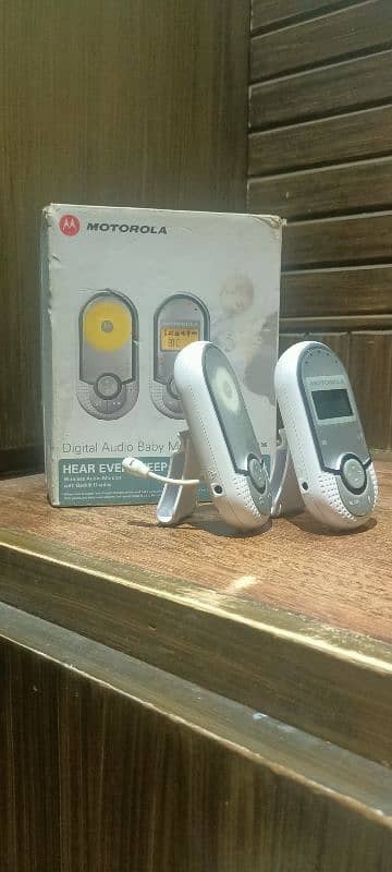 Motorola digital audio baby monitor 2