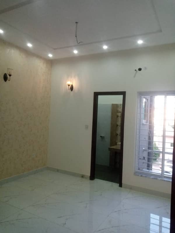 5 MARLA HOUSE AVAILABLE FOR SALE IN JUBILEE TOWN BLOCK E 0