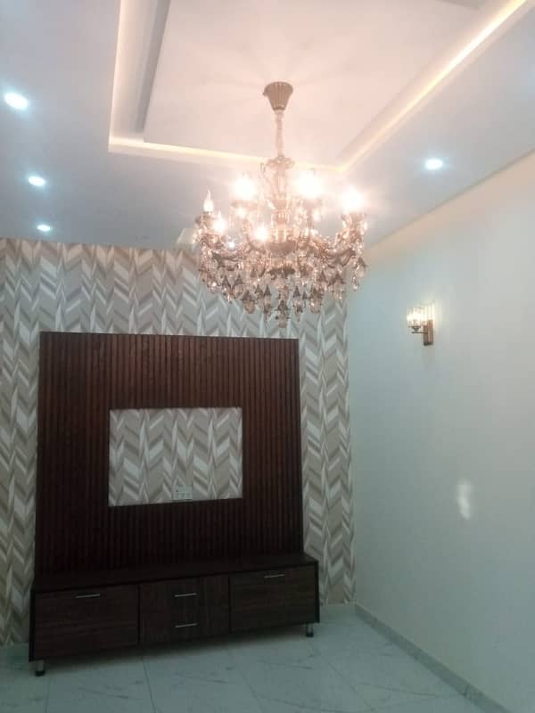 5 MARLA HOUSE AVAILABLE FOR SALE IN JUBILEE TOWN BLOCK E 7