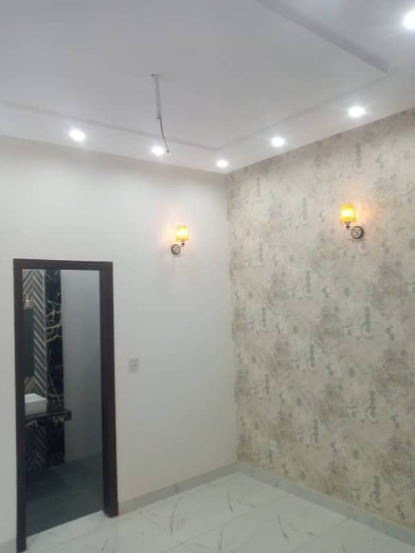 5 MARLA HOUSE AVAILABLE FOR SALE IN JUBILEE TOWN BLOCK E 21