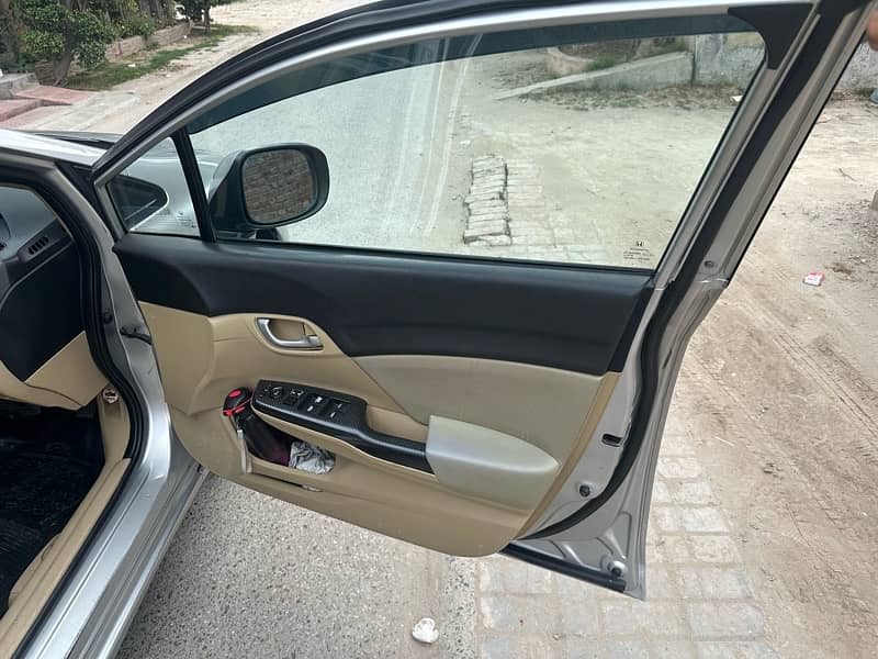Honda Civic Oriel UG 2014 6