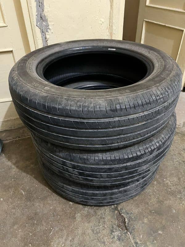 4x Radial tyres size 15"   185/65 R 15 H 2