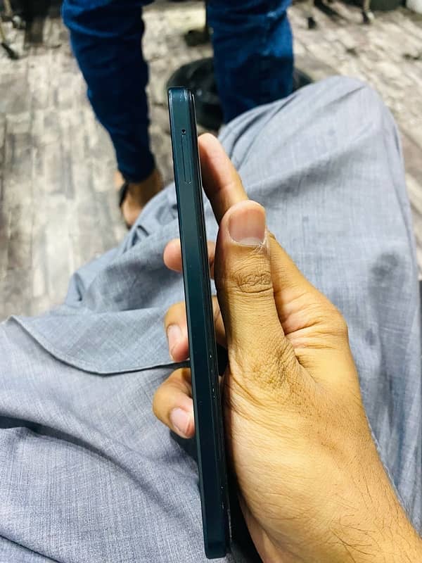 vivo y03 10/9 full ok 4