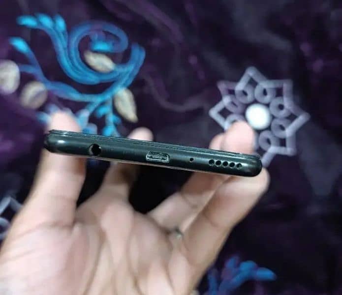 Huawei Y9 For Sale. 2