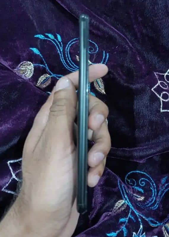 Huawei Y9 For Sale. 5